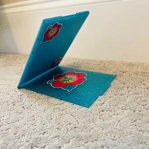 Holdable Glitter Hibiscus Flower Table Stand Mirror